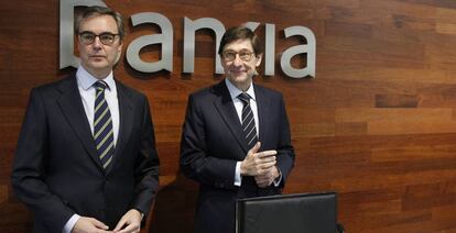 José Ignacio Goirigolzarri (d) y José Sevilla, presidente y consejero delegado de Bankia, respectivamente.