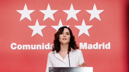 La presidenta de la Comunidad de Madrid, Isabel Díaz Ayuso, durante una comparecencia en la Real Casa de Correos, a 14 de julio de 2025.