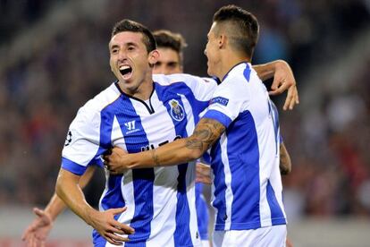 H&eacute;ctor Herrera celebra su gol ante el Lille.