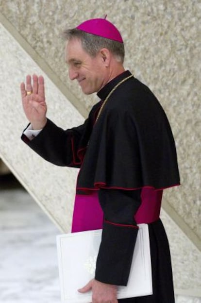 El secretario del papa Benedicto XVI, el padre George Gänswein.