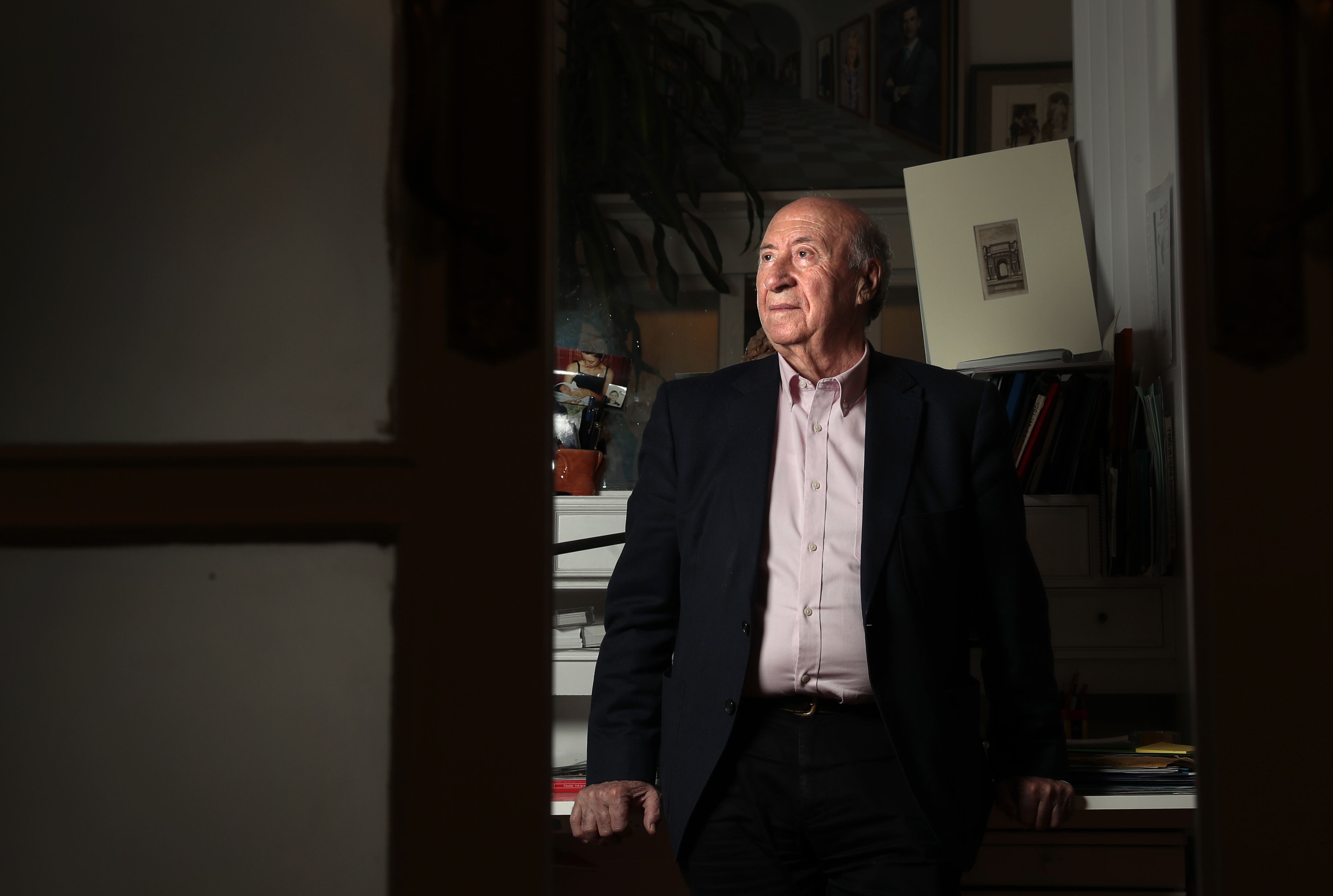 José María Pérez González, Peridis, arquitecto, dibujante y humorista.