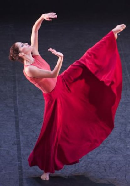Actuación de la agrupación de Danza Contemporánea de Cuba.