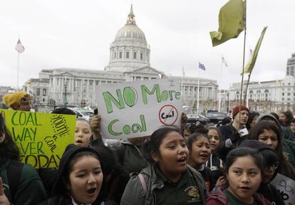 Manifestaci&oacute;n de estudiantes por la energ&iacute;a limpia en San Francisco, el pasado 28 de febrero.
