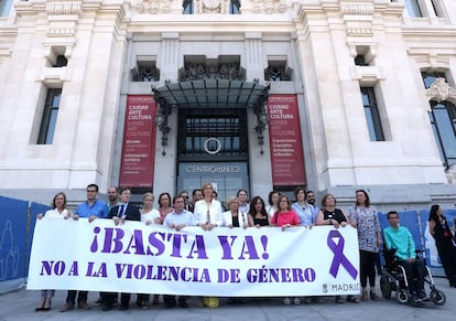 Madrid Mayor Manuela Carmena protests against gender violence.