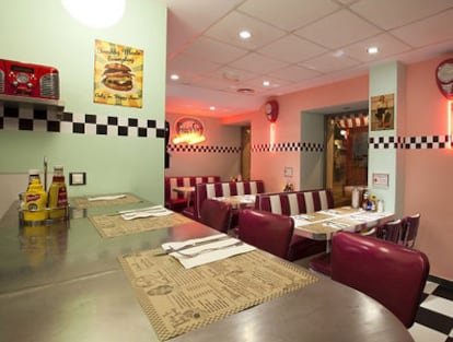 Comedor del restaurante Peggy Sue's, en Madrid.