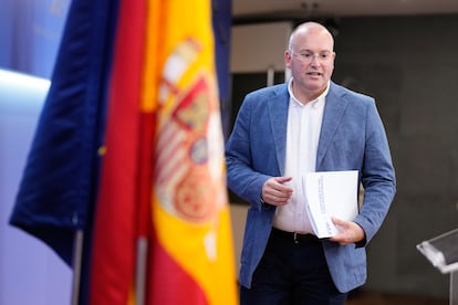 El portavoz del grupo parlamentario popular, Miguel Tellado, en una rueda de prensa este martes en el Congreso de los Diputados, en Madrid.