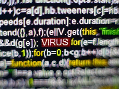 Pantalla con el término "virus" en el centro.