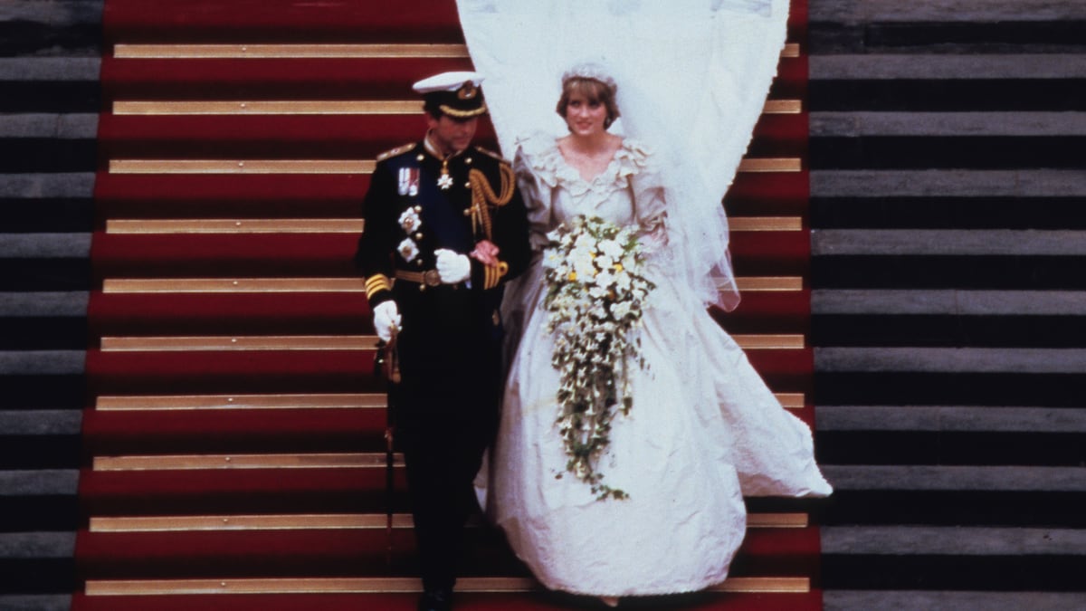 princess diana's wedding dress train Everything to Know About Princess Diana's Wedding Dress