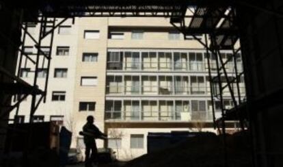 Obras de construcción de viviendas en el Ensanche de Vallecas, en Madrid.