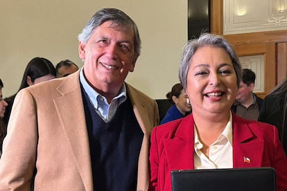 Lautaro Carmona y Jeannette Jara el 14 de julio de 2025.