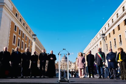 Inauguracin este lunes de la nueva Plaza Pia, un enorme espacio peatonal que une la ciudad con la Plaza de San Pedro del Vaticano, con capacidad para 150.000 personas.