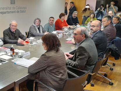 El conseller de Salut va presidir la reunió amb les patronals i els representants de CCOO, la UGT i el sindicat SATSE.