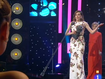 Natalia de Molina recogiendo el Goya a mejor actriz protagonista