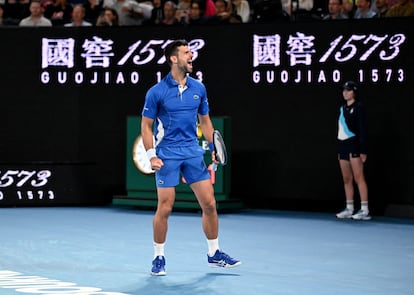 Djokovic celebra su triunfo contra Popyrin.