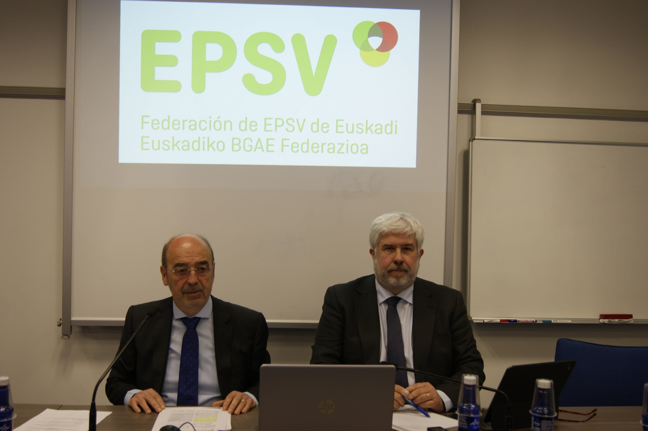 Los fondos vascos de pensiones invierten el 6% del patrimonio en empresas locales