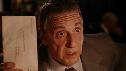 Al Pacino interpreta a Roy Cohn en la serie 'Ángeles en América'.