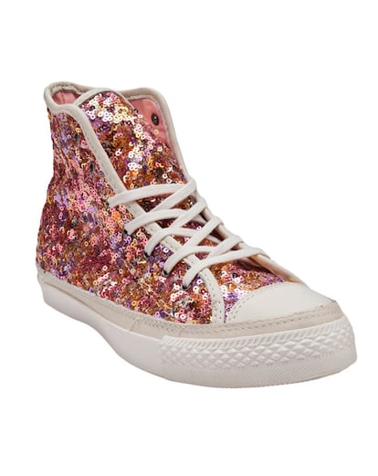 Con lentejuelas rosas, de Converse (88 euros).