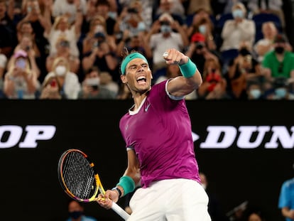 Nadal celebra la victoria contra Khachanov en la tercera ronda, este viernes en Melbourne.