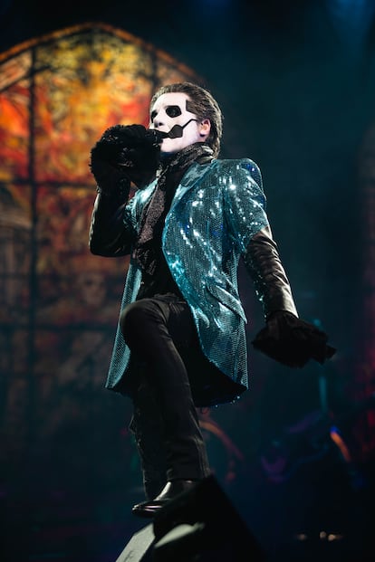 Tobias Forge en un concierto de Ghost en Seattle en enero de 2022.