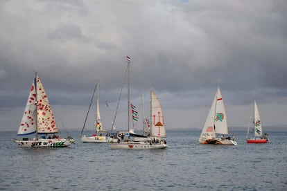 Flotilla durante su parada en Sicilia Italia
