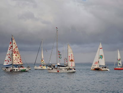 Flotilla durante su parada en Sicilia Italia