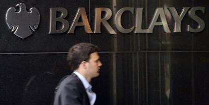 Vista de la sede del banco Barclays en Nueva York, Estados Unidos