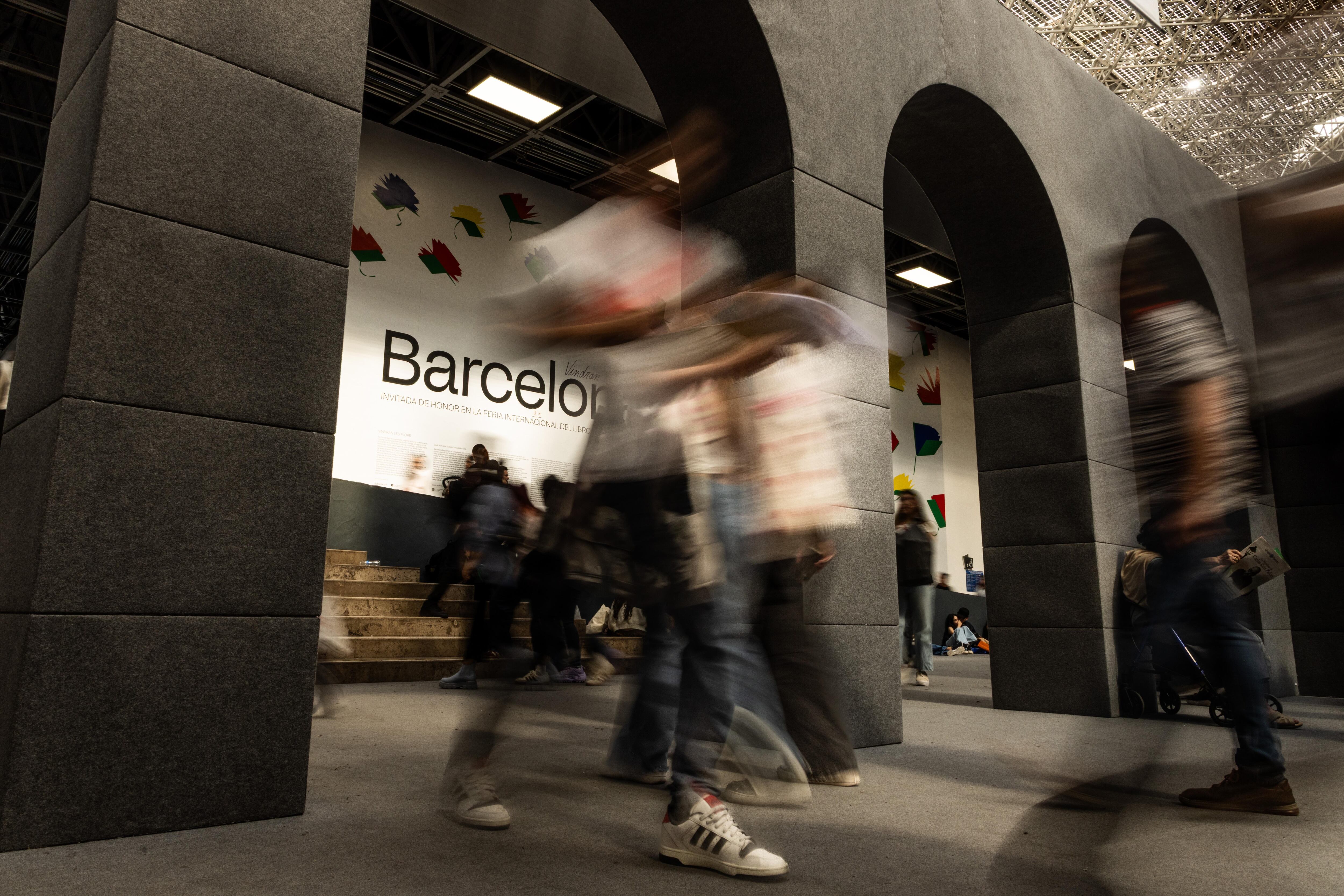 Visitantes de la FIL de Guadalajara 2025.