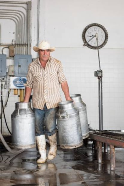 Fábrica de queso Acatic, en Jalisco. Toda la leche que llega aquí es de productores certificados por estar su ganado libre de tuberculosis.