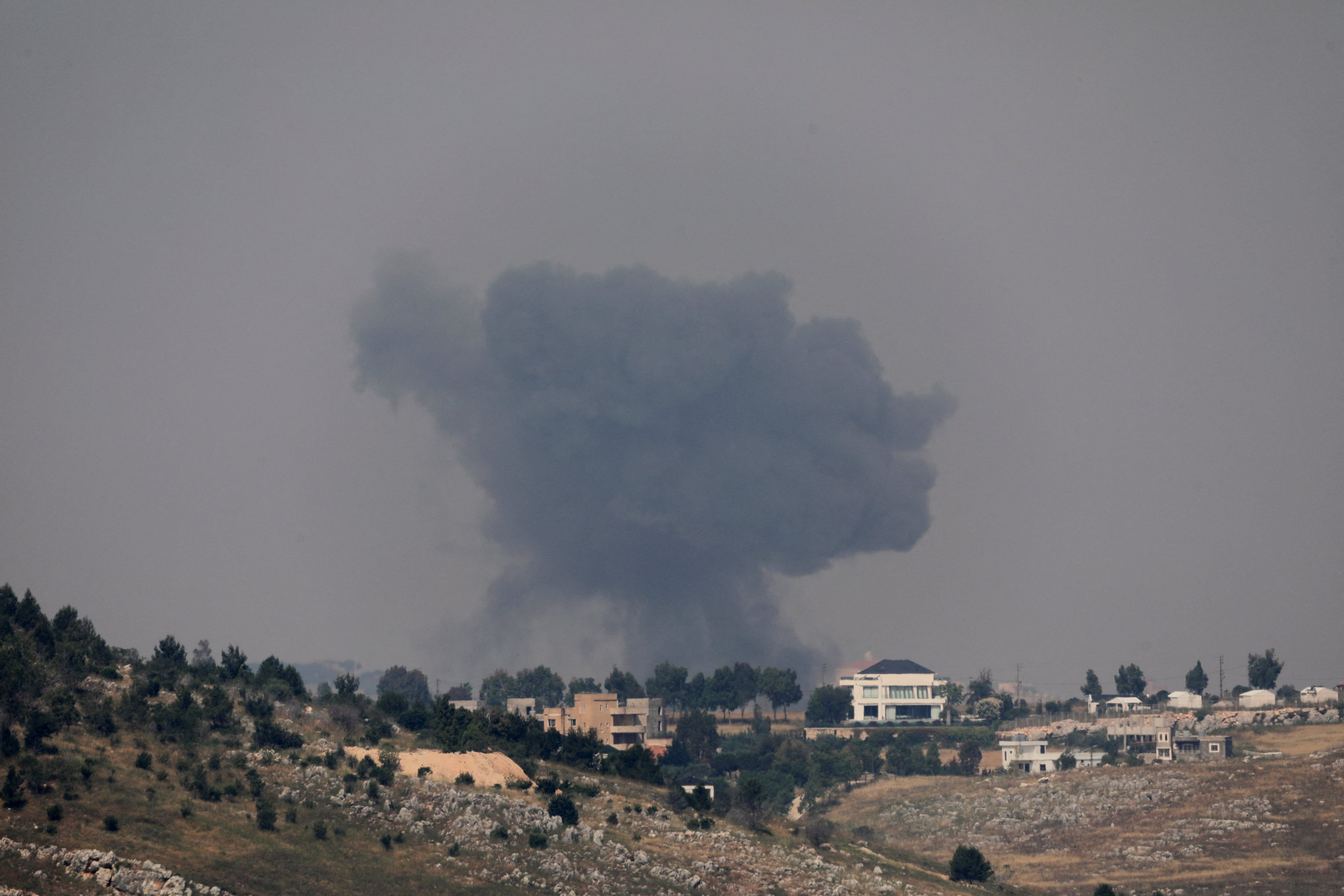 La guerra de Estados Unidos e Israel contra Irán, en directo | Israel causa más de 30 muertos en Líbano en uno de los días de bombardeos más intensos en semanas
