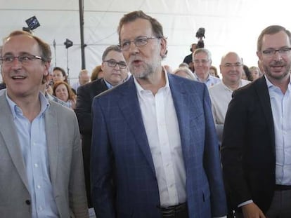 Alfonso Alonso, Mariano Rajoy i Javier Maroto, aquest dissabte a Durango.