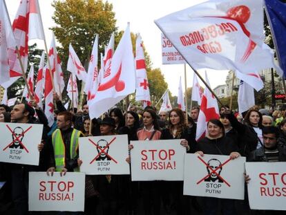 Protesta contra el presidente ruso, en la capital de Georgia el 15 de noviembre