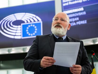 Frans Timmermans, vicepresidenta de la Comisión Europea, en la Eurocámara.