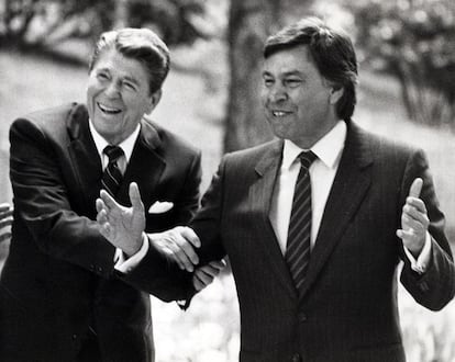 Ronald Reagan, presidente de Estados Unidos visita España. Encuentro con Felipe González en la Moncloa. 7 de mayo de 1985.