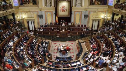 Sesión constitutiva de la XII Legislatura en el Congreso.