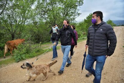Pablo Iglesias, candidato de Unidas Podemos, ha dedicado la jornada de reflexión a dar un paseo por la sierra madrileña junto con otros miembros de Podemos como Isa Serra y Jesús Santos.