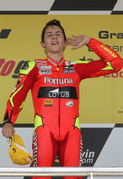 Lorenzo bromea en el podio tras ganar el pasado GP de España.