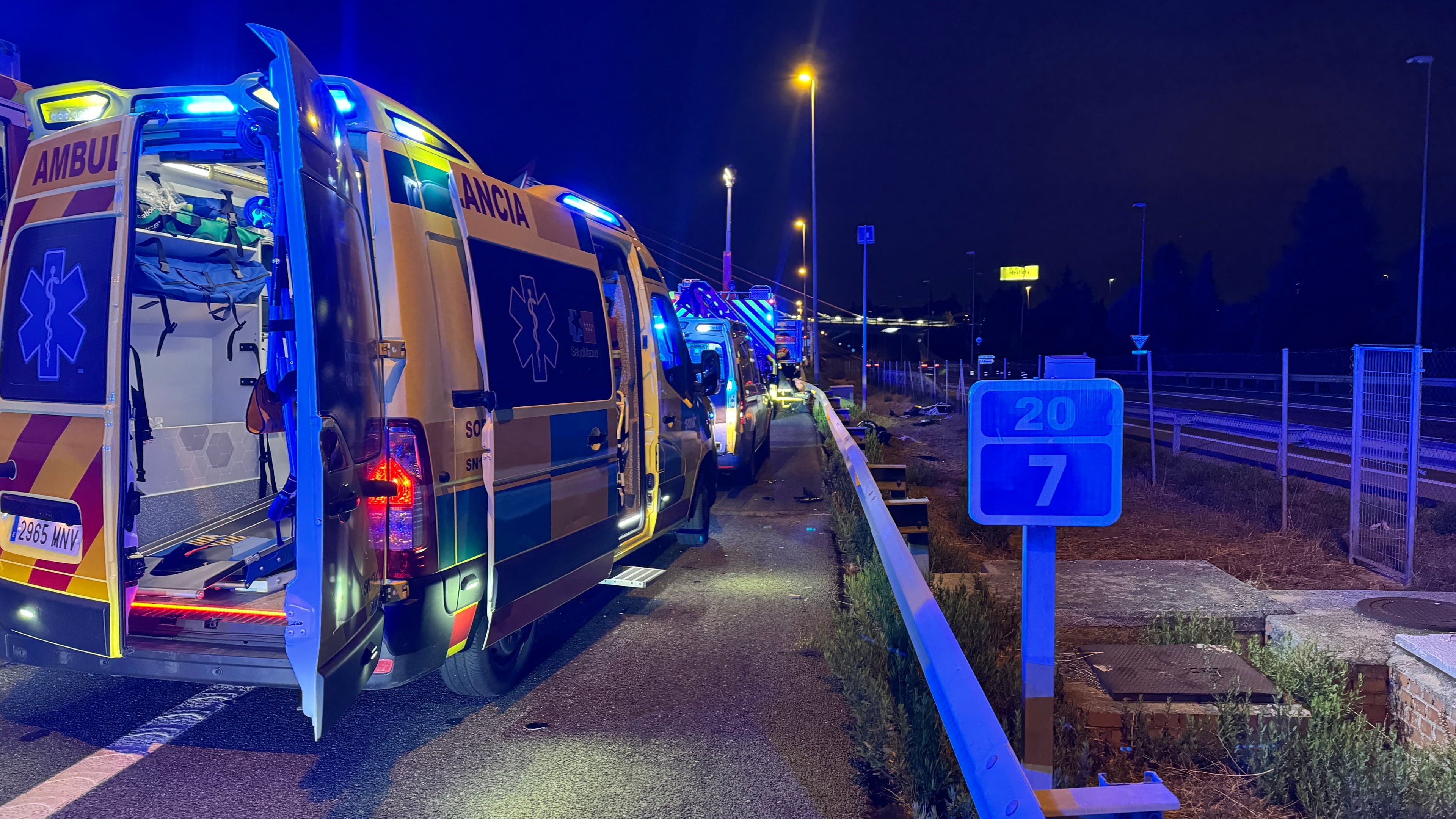 Tres muertos en un choque frontal de dos coches en Las Rozas causado por uno que circulaba incorrectamente en sentido contrario 