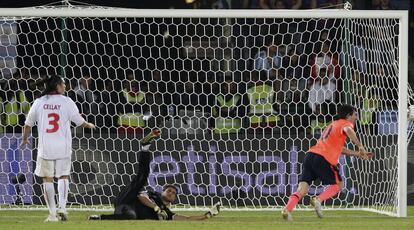 El delantero celebra su gol, el segundo del Barça, ante el Estudiantes, que supondría el triunfo en el Mundial de clubes y el sexto título del bloque de Guardiola en un año.