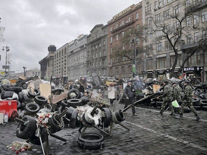 Abril 2014: barricadas junto al hotel durante las protestas del 'maidán'.