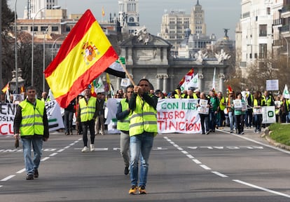 Concentración de agricultores en el centro de Madrid, este miércoles. 