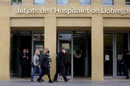 La alcaldesa de L'Hospitalet, Núria Marín, tras declarar por el desvío de subvenciones.