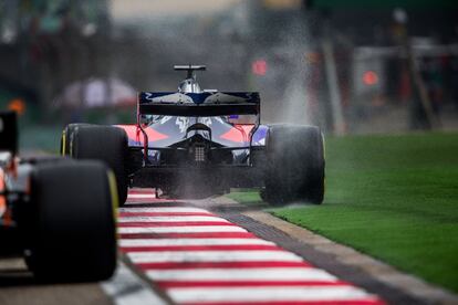 Detalle del monoplaza de Carlos Sainz, durante la carrera.