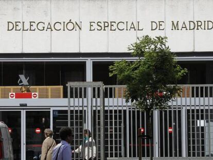 Oficinas de la Agencia Tributaria en una delegación de Hacienda, en Madrid