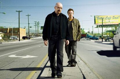 Walter White y Jesse Pinkman, protagonistas de 'Breaking bad', estudiando sus próximos movimientos.