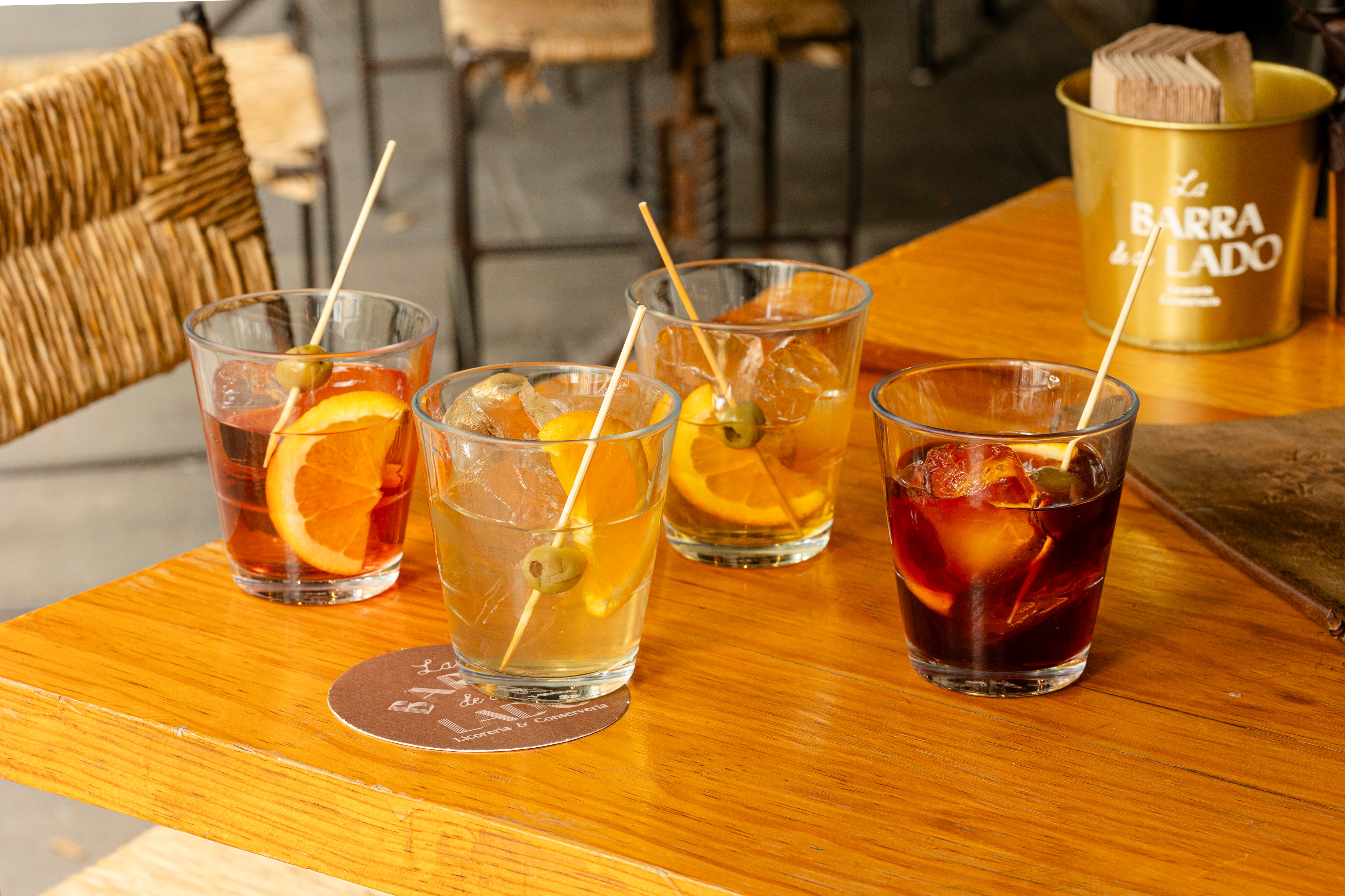 Vasos de Vermut en La Barra de al lado, el 11 de noviembre.