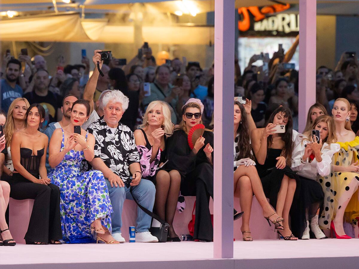 De Aitana Sánchez-Gijón a Pedro Almodóvar: nadie se quiso perder el desfile de Carolina Herrera en Madrid
