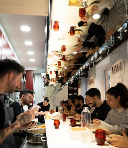 Interior del restaurante La Cosmo, en Málaga.