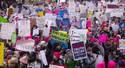 Participantes en la marcha de mujeres en Washington.