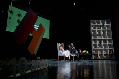 Sonia Corona en conversación con Guillermo Arriaga.