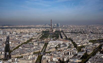 Vista aérea de París, una de las cinco grandes ciudades que quieren prohibir los pesticidas